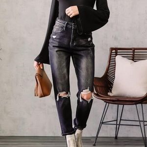 Buckle Vervet Faded Black Jeans (runs big)